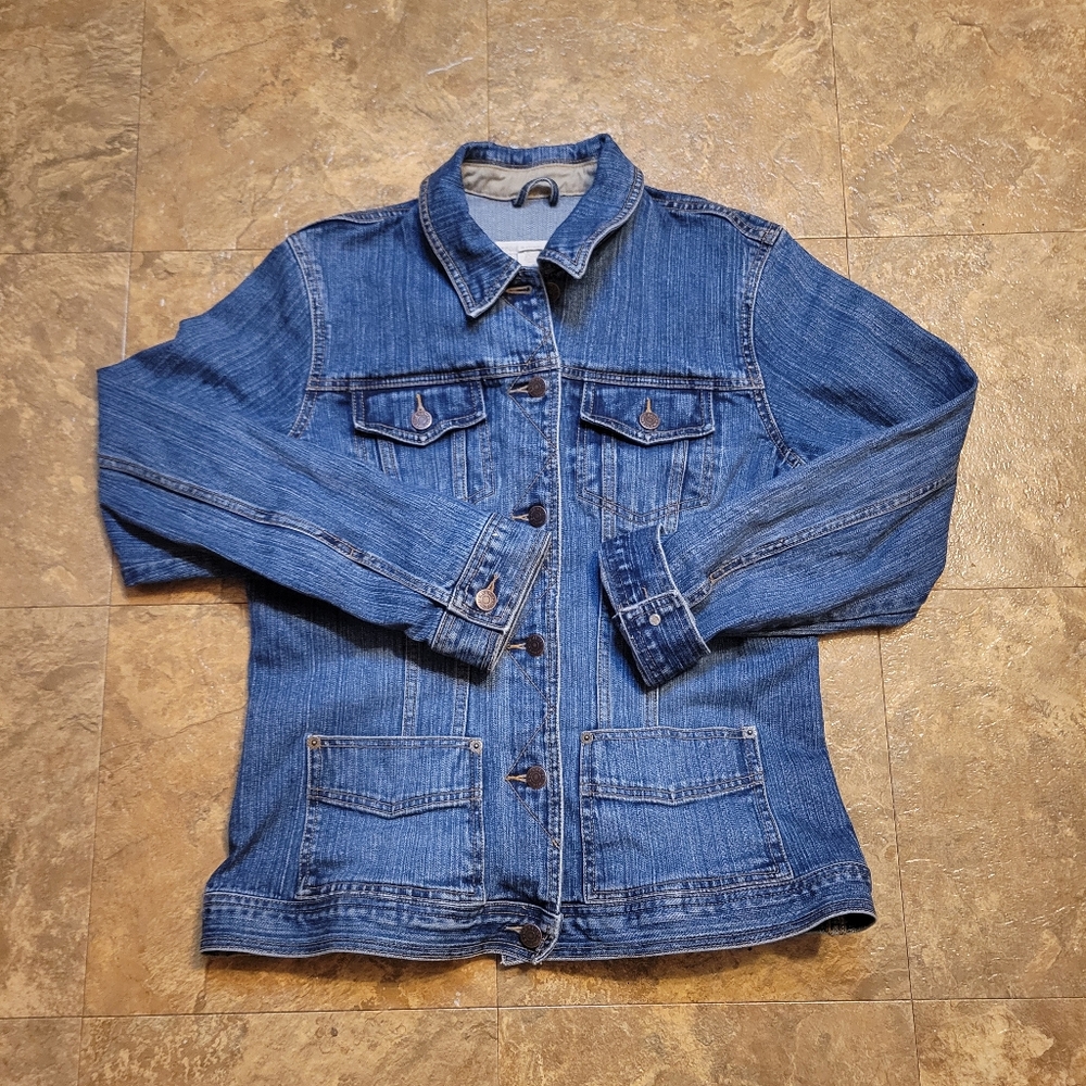 Eddie Bauer Denim Jean Jacket Womens Large L Blue Metal Button Trucker Classic